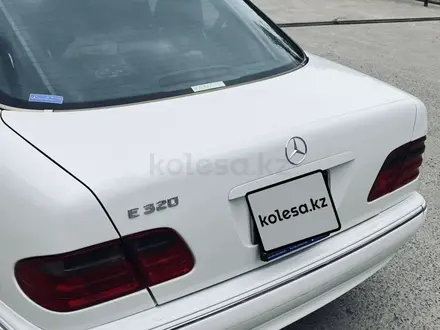 Mercedes-Benz E 320 2000 года за 7 300 000 тг. в Шымкент – фото 5