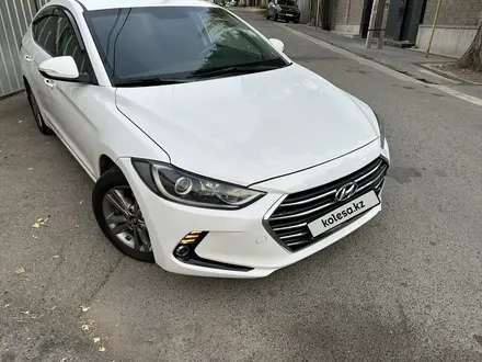 Hyundai Elantra 2017 года за 6 600 000 тг. в Алматы – фото 2