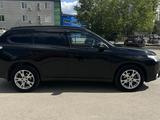 Mitsubishi Outlander 2013 года за 8 250 000 тг. в Актобе – фото 2