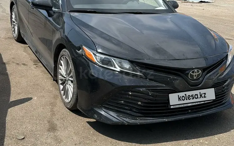 Toyota Camry 2018 года за 11 000 000 тг. в Алматы