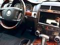 Volkswagen Touareg 2004 года за 4 500 000 тг. в Караганда – фото 3
