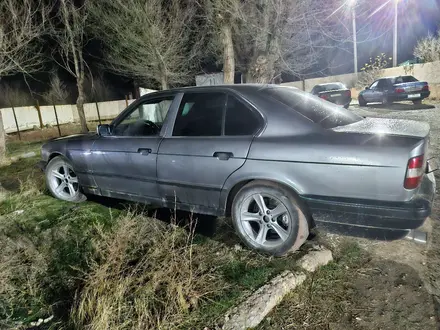 BMW 520 1991 года за 1 300 000 тг. в Тараз – фото 3