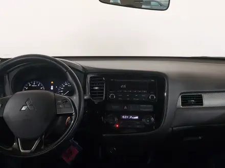 Mitsubishi Outlander 2018 года за 8 500 000 тг. в Шымкент – фото 14