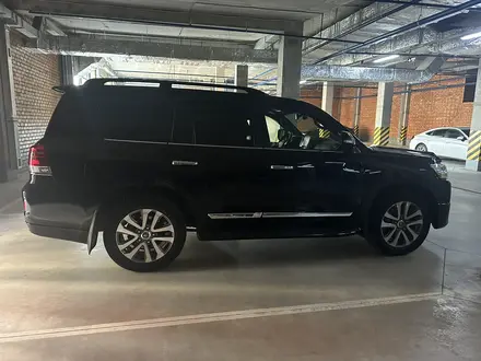 Toyota Land Cruiser 2017 года за 35 000 000 тг. в Астана – фото 4