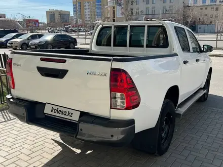Toyota Hilux 2018 года за 16 500 000 тг. в Атырау – фото 9