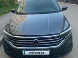 Volkswagen Polo 2021 года за 7 400 000 тг. в Астана