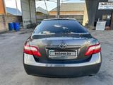 Toyota Camry 2007 года за 6 850 000 тг. в Шымкент – фото 2