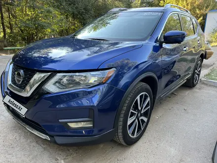 Nissan Rogue 2019 года за 7 300 000 тг. в Уральск – фото 2