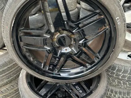 Комплект дисков с резиной Mercedes benz w221 R20 за 530 000 тг. в Караганда