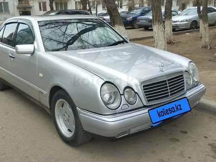 Mercedes-Benz E 240 1998 годаүшін2 800 000 тг. в Балхаш – фото 4