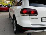 Volkswagen Touareg 2007 года за 9 200 000 тг. в Алматы – фото 5