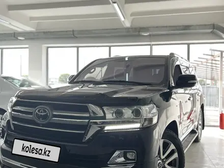 Toyota Land Cruiser 2018 года за 39 000 000 тг. в Шымкент