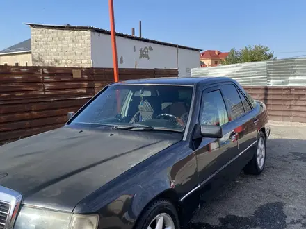 Mercedes-Benz E 200 1991 года за 1 500 000 тг. в Кентау – фото 6