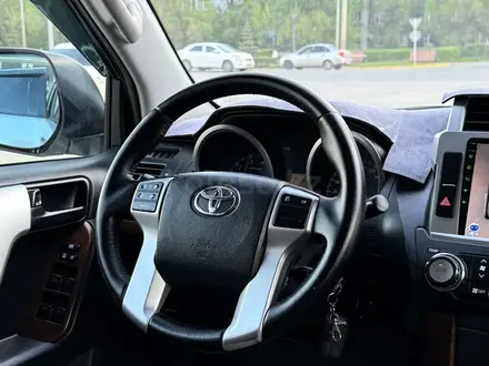 Toyota Land Cruiser Prado 2013 года за 17 500 000 тг. в Уральск – фото 21