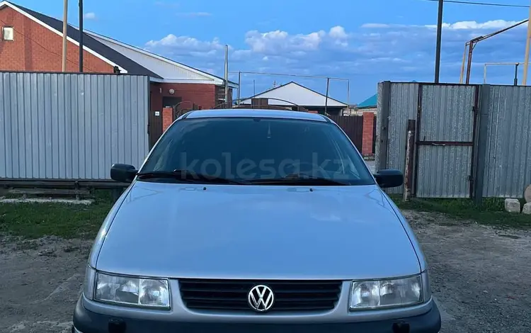 Volkswagen Passat 1995 года за 3 000 000 тг. в Актобе