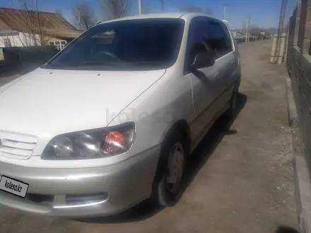 Toyota Ipsum 1997 года за 3 400 000 тг. в Алматы