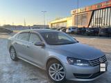 Volkswagen Passat 2012 года за 6 300 000 тг. в Актобе