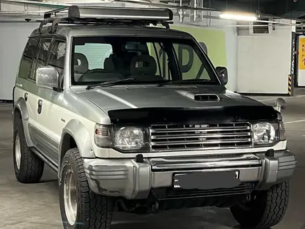 Mitsubishi Pajero 1995 года за 4 500 000 тг. в Шымкент – фото 2