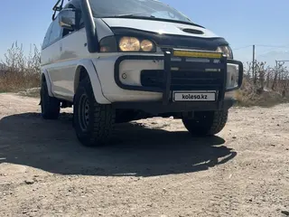 Mitsubishi Delica