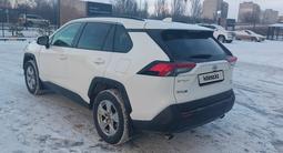 Toyota RAV4 2019 года за 14 000 000 тг. в Актобе – фото 5