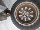 Резина с дисками на Nissan Teana, Toyota за 200 000 тг. в Астана – фото 4
