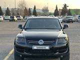 Volkswagen Touareg 2007 года за 6 300 000 тг. в Алматы