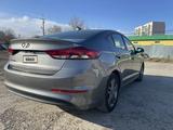 Hyundai Elantra 2018 года за 5 500 000 тг. в Уральск – фото 5