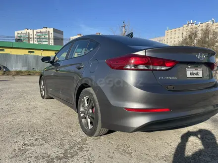 Hyundai Elantra 2018 года за 5 000 000 тг. в Уральск – фото 6