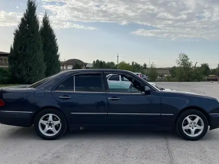 Mercedes-Benz E 280 1996 года за 2 400 000 тг. в Шымкент – фото 7