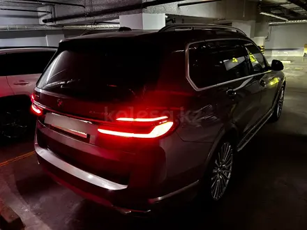 BMW X7 2022 года за 65 000 000 тг. в Астана – фото 2