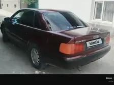 Audi 100, 1992