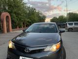 Toyota Camry 2014 года за 5 400 000 тг. в Актобе