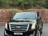 Cadillac Escalade 2019 года за 34 000 000 тг. в Алматы