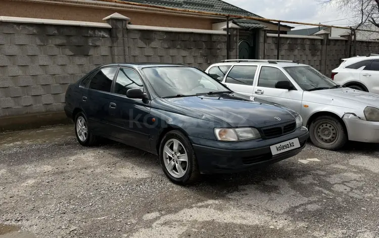 Toyota Carina E 1997 года за 1 690 000 тг. в Шымкент