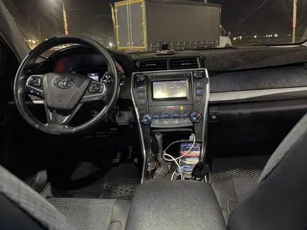 Toyota Camry 2015 года за 5 400 000 тг. в Жанаозен – фото 10