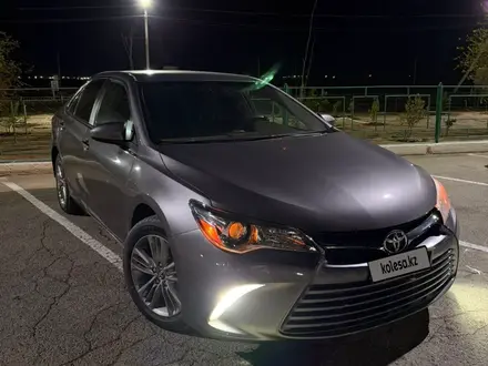 Toyota Camry 2015 года за 5 400 000 тг. в Жанаозен