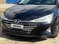 Hyundai Elantra 2019 годаfor4 500 000 тг. в Атырау – фото 4