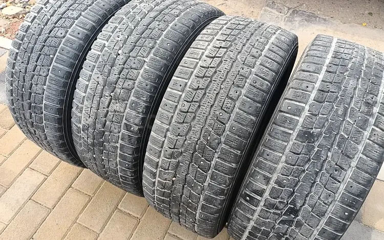 Шины 205/55 R16 — "Dunlop SP Winter Ice 01" (Япония), шипованные. за 50 000 тг. в Астана