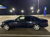 Mercedes-Benz E 200 1994 года за 2 100 000 тг. в Тараз – фото 4