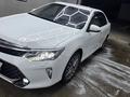 Toyota Camry 2017 года за 9 600 000 тг. в Балхаш – фото 2