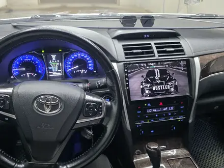 Toyota Camry 2017 года за 9 600 000 тг. в Балхаш – фото 12