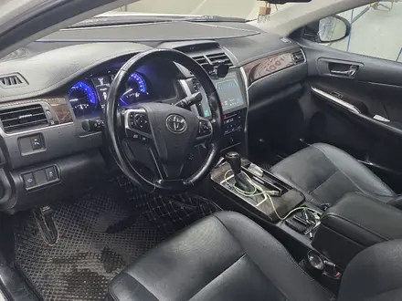 Toyota Camry 2017 года за 9 600 000 тг. в Балхаш – фото 10