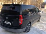 Hyundai Starex 2019 годаүшін18 300 000 тг. в Усть-Каменогорск – фото 3