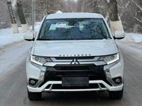 Mitsubishi Outlander 2022 годаүшін10 700 000 тг. в Уральск