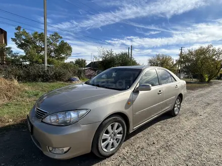 Toyota Camry 2003 года за 4 000 000 тг. в Уральск – фото 13