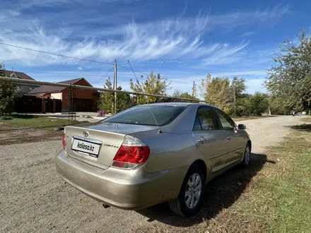 Toyota Camry 2003 года за 4 000 000 тг. в Уральск – фото 16