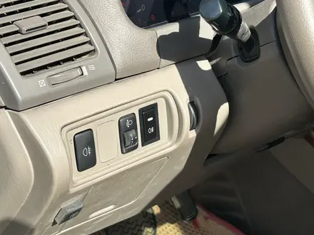 Toyota Camry 2003 года за 4 000 000 тг. в Уральск – фото 3