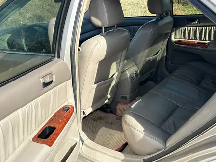 Toyota Camry 2003 года за 4 000 000 тг. в Уральск – фото 26