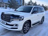 Toyota Land Cruiser 2018 годаүшін45 000 000 тг. в Астана