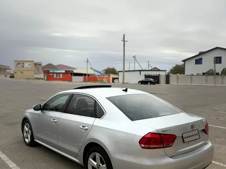 Volkswagen Passat 2011 года за 4 700 000 тг. в Актау – фото 2